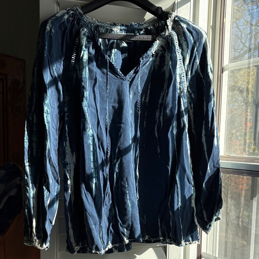 Knox Rose Navy peasant blouse